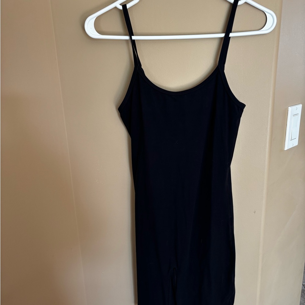 Aritzia TNA 5” butter Romper